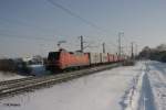 152 111-1 mit Containerzug bei Obertraubling.