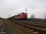 155 132-4 mit gedeckter Gterzug bei Borsdorf.