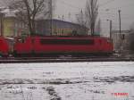 155 012-8 steht mit anderen Maschienen in Frankfurt/Oder abgestellt.