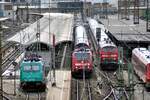 185 575-8 und 146 208-4 und 218 499-2 in Ulm m 26.02.2010.