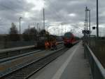 BR 429/119837/bei-der-ausfahrt-vom-re-binz-stralsund Bei der Ausfahrt vom RE Binz-Stralsund hie es am 09.Februar 2011 Vorsicht im Gleis !