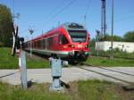 Am Bahnbergang in Borchtitz kam mir am 03.Juni 2010 429 026 von Sassnitz nach Rostock entgegen.