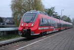 442 849 als S1(Warnemünde-Rostock)bei der Einfahrt im Haltepunkt Rostock-Holbeinplatz.12.04.2024