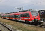 442 856 als S3(Güstrow-Warnemünde)bei der Ausfahrt in Warnemünde-Werft.15.02.2025