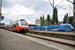 ÖBB 4748 018-0 und DB GoAhead Bayern 90 801428 527-4 D-GABY in Lindau-Insel am 12.08.2023.