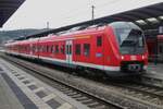 Am 18 September 2015 macht 440 004 Halt in Treuchtlingen.