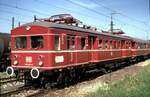 465 006-5 mit Verlängerung um einen ehemaligen Umbauwagen Byg der ehemals S-Bahn Stuttgart in Amstetten am 14.09.1987.