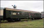 DR 50 80 28-15 718-0 Bghw.522 ist ein gr�n lackierter Reisezugwagen 2.