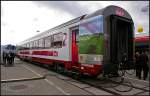 Dieser Reisezugwagen wurde rundum modernisiert und pr�sentiert sich jetzt farbenfroh (INNOTRANS 2010 Berlin 21.09.2010)