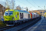 Die an die Dortmunder Eisenbahn GmbH (DE) vermietete SIEMENS Vectron Dual Mode 248 056-4 (90 80 2248 056-4 D-DE) der Alpha Trains Luxembourg s.à.r.l. (Luxembourg) fährt am 04 November 2024, mit einem Coilzug (Wagen der Gattung Shimmnis-ttu der Ermewa) durch den Bahnhof Kirchen/Sieg in Richtung Köln.

Die SIEMENS Vectron DM wurde 2023 von Siemens Mobility GmbH in München-Allach unter der Fabriknummer 23816 gebaut und im Dezember 2023 an die Alpha Trains ausgeliefert. Die Lok hat die Zulassung für Deutschland und eine Höchstgeschwindigkeit von 160 km/h. Die Hybridlok (Vectron Dual Mode) kann die Antriebsenergie aus der Fahrleitung beziehen (2.400 kW Leistungen am Rad), oder mittels eines MTU 16V 4000 R84 V16-Zylinder-Dieselmotors (2.400 kW Motorleistung, 2.000 kW Leistungen am Rad) erzeugen. 

Die Dortmunder Eisenbahn GmbH (DE) ist eine private Eisenbahngesellschaft aus Dortmund. Die Dortmunder Eisenbahn GmbH ist ein gemeinsames Tochterunternehmen der Dortmunder Hafen GmbH und der Captrain Deutschland GmbH. Sie ist zu 65 Prozent im Besitz der Captrain Deutschland GmbH (deutsche Tochter der SNCF) und 35 Prozent der Anteile hält die Dortmunder Hafen AG. Die DE Infrastruktur GmbH,  mit ca. 50 Kilometern Gleislänge, gehört zu 81 Prozent der Dortmunder Hafen AG und zu 19 Prozent der Captrain Deutschland GmbH
