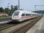812 029 als ICE 203 (Binz-Basel),beim Halt,am 08.Juni 2024,in Bergen/R�gen.
