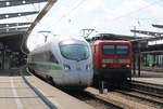 411 004-5  Arnstadt  als ICE 1676(Hannover-Stralsund)bei der Einfahrt im Rostocker Hbf.27.06.2020