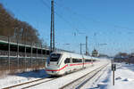 ICE Tz 9456 (0812 056-1) kommt aus Hamburg angerauscht! 
Tostedt, 11.03.2023.