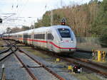 Seitdem letzten Fahrplanwechsel ist der IC aus Köln umgestellt auf ICE.So erreichte am 24.Februar 2024 412 013 den Endbahnhof Binz.