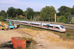 ICE 9485 rauscht am 27.08.2026 durch den Tostedter Bahnhof.