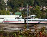 Kurz vor der Einfahrt mit der zb in Interlaken Ost am 02.Okt.2011, Blick auf einen abgestellten ICE 1  Zrich  (401 574-9) der DB AG.