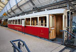 Der RhB 1.Klasse Salonwagen As 1154 (ex Schnellzugwagen A 1154, ex A4ü 1154, ex A4ü 54), ausgestellt im Verkehrszentrum des Deutschen Museums in München (Theresienhöhe), hier am 16.06.2018.