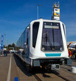 Siemens prsentierte auf der InnoTrans 2018 in Berlin (hier 18.09.2018) mit dem Triebzug 3018 fr die Linie 3 der Metro Sofia seinen Siemens Inspiro.