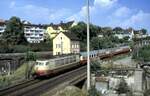 103 202-8 fährt mit dem TEE Rheingold Flügelzug in Ulm ein am 22.09.1985.