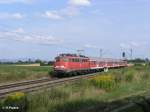 110 497-5 zieht bei Stephansposching den RE 4252 Radlzug Passau-Regensburg  08.08.09  