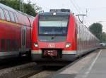422 545-4 als S1 von Solingen Hbf nach Dortmund Hbf bei der Einfahrt im S-Bahnhof Dsseldorf-Oberbilk.07.06.2013