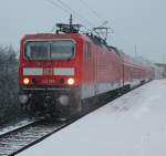 S-Bahn Rostock/253447/frau-holle-hatte-heute-morgen-wohl Frau Holle hatte heute Morgen wohl richtig langeweile als 143 250-9 mit der S1 von Rostock Hbf nach Warnemnde im Haltepunkt Rostock-Holbeinplatz stand.15.03.2013  
