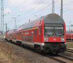 S-Bahn Rostock/261203/dabbuzfa-760-als-s2-von-warnemuende DABbuzfa 760 als S2 von Warnemnde nach Gstrow bei der Ausfahrt im Rostocker Hbf.19.04.2013