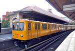 U-Bahn Berlin, Linie U 1 in der Hst Schlesisches Tor am 30.09.2013.