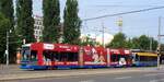 Straßenbahn / Stadtverkehr; Leipzig;     NGT 8 Nr.1110 von DWA Baujahr 1995 und NB 4 nr.932 von Bombardier Baujahr 2001 bei der Haltestelle Hauptbahnhof Leipzig am 21.07.2019.