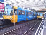 Stra�enbahn / Stadtverkehr Stuttgart; DT 8/4 Nr.3013 - 3014 von D�wag Baujahr 1985 am Wilhelmsplatz in Bad Cannstatt am 09.10.2014.