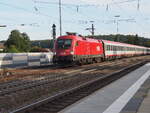 ÖBB 1016 030 mit EC in Amstetten am 02.10.2021.
