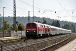 218 414-1 und 218 415-8 mit IC 2012 Allgäu in Amstetten am 06.10.2023.