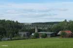 Eine Agilis nach Hof auf dem Viadukt bei Unterthlau.