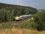 ER20 013 Bodo zieht mit dem ALX84108 Hof - München durch die Oberfränkische Landschaft im Raum Marktredwitz.