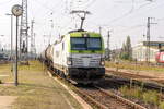 193 892-7  Jérôme  ITL - Eisenbahngesellschaft mbH mit einem Kesselzug  Dieselkraftstoff oder Gasöl oder Heizöl (leicht)  in Stendal und fuhr weiter in Richtung Magdeburg.