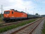 Auch Sie weilte mal wieder auf Rügen:die EKO-Trans 143 001 die hier mit dem Störtebkersonderzug nach Cottbus,am 05.Juli 2014,in Bergen/Rügen stand.