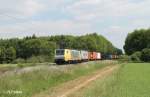 ES64 F4 203 zieht einen Containerzug bei der Stromkreistrennstelle Bischofsheim.