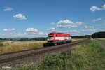 223 032 alias 420 12 rollte bei Oberteich in Richtung Cheb/Eger um ein Getreide/Düngemittelzug zu holen.