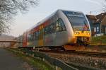   Ein Stadler GTW 2/6 der Hellertalbahn fährt am 13.02.2015 als RB 96  Hellertalbahn  die Verbindung Dillenburg-Haiger-Burbach-Neunkirchen-Herdorf-Betzdorf/Sieg und erreicht gleich den Bahnhof