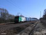 437024 mit Containerzug bei Briesen(Mark) 08.03.11