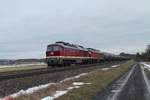 132 109 und 232 238 der LEG ziehen den Kesselzug Neustadt/Donau nach Bitterfeld bei Oberteich gen Hof.