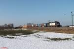 ES 64 U2- 071 Eurogat zieht einen Containerzug bei Moosham.