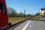 Ein vierteiliger Siemens Desiro HC (BR 462) der ODEG (Ostdeutsche Eisenbahn GmbH) erreicht, als RB 17 Schwerin – Bad Kleinen – Wismar, am 22 April 2022 den Bahnhof Bad Kleinen.