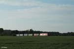 270082 mit dem Wiesau Containerzug kurz vor seinem Ziel bei Oberteich.