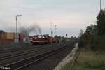 118 770 und 204 237 ziehen den ersten Teil des Wiesau Containerzugs nach Hof raus aus dem Gelände vom Ziegler.