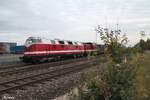 Nun drücken 118 770 ex MTEG jetzt PRESS und 204 237 MTEG den Containerzug Teil 1 auf Gleis 4 im Bahnhof.