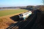 Doppeltraktion aus 218 489 + 218 446 mit einem 40 Eaos Wagen Zug von Passau nach Gotha bei Oberteich in Richtung Hof. 03.03.23