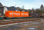 8-achsiger Niederflur-Containertragwagen (Megafret) 33 68 4909 161-1 D-AAEC der Gattung Sffggmrrss 40 der AAE Cargo AG (gehrt zur VTG) am 19.01.2019 im Zugverband in Mudersbach/Sieg.