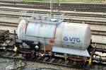 VTG Kesselwagen 23 RIV 80 D-VTGO 736 7 584-1 Zcs mit Gefahrgut 80 / 2031 Salpeters�ure in Ulm am 17.09.2010.