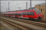 Nach einer Probefahrt kommt der TALENT 2 mit ungew�hnlicher Nummer 2442 213 zum Abr�sten am 18.02.2013 nach Hennigsdorf b. Berlin